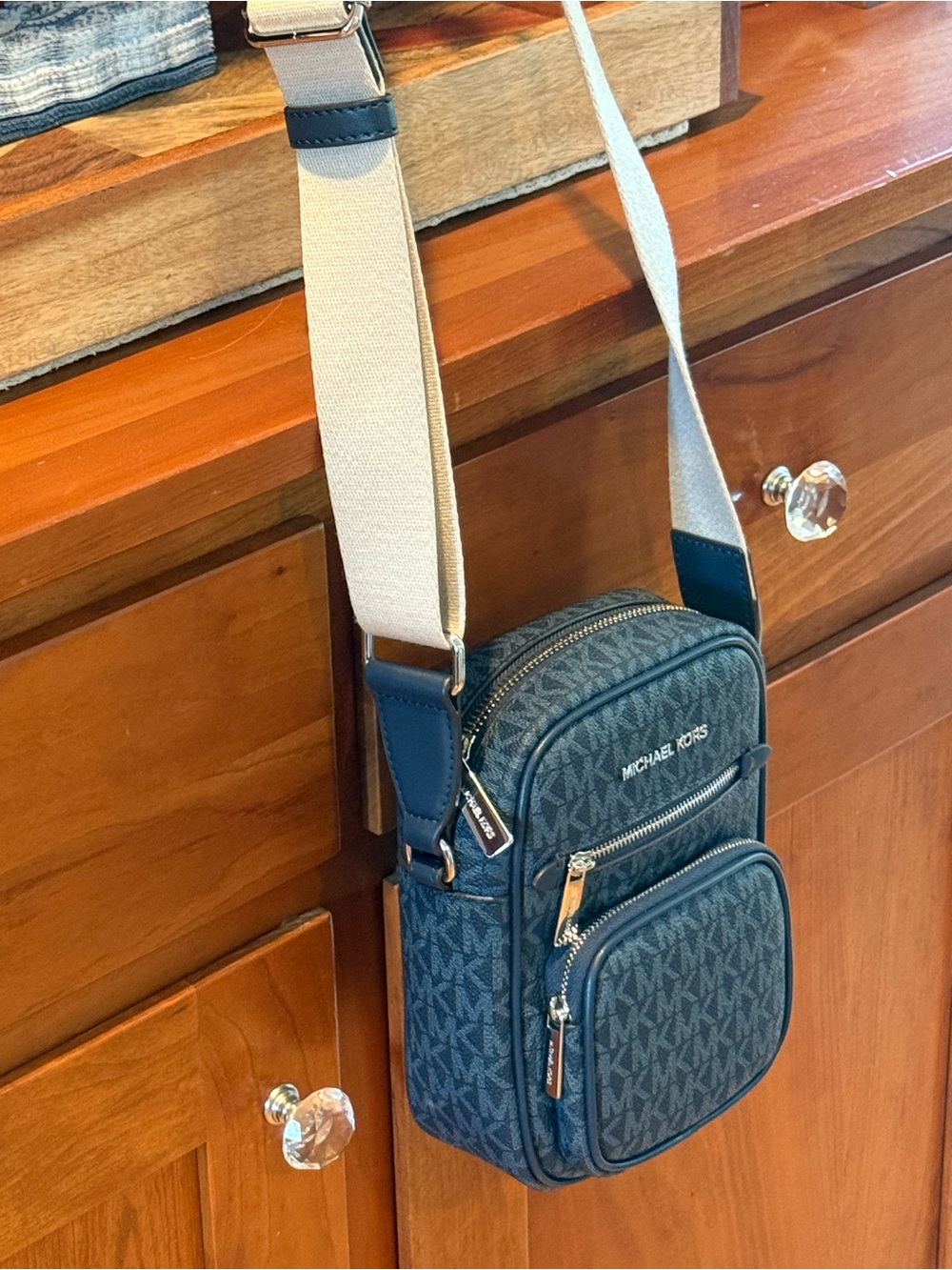 Michael Kors Blue MK Signature Crossbody Messenger Bag - Picture 3 of 6